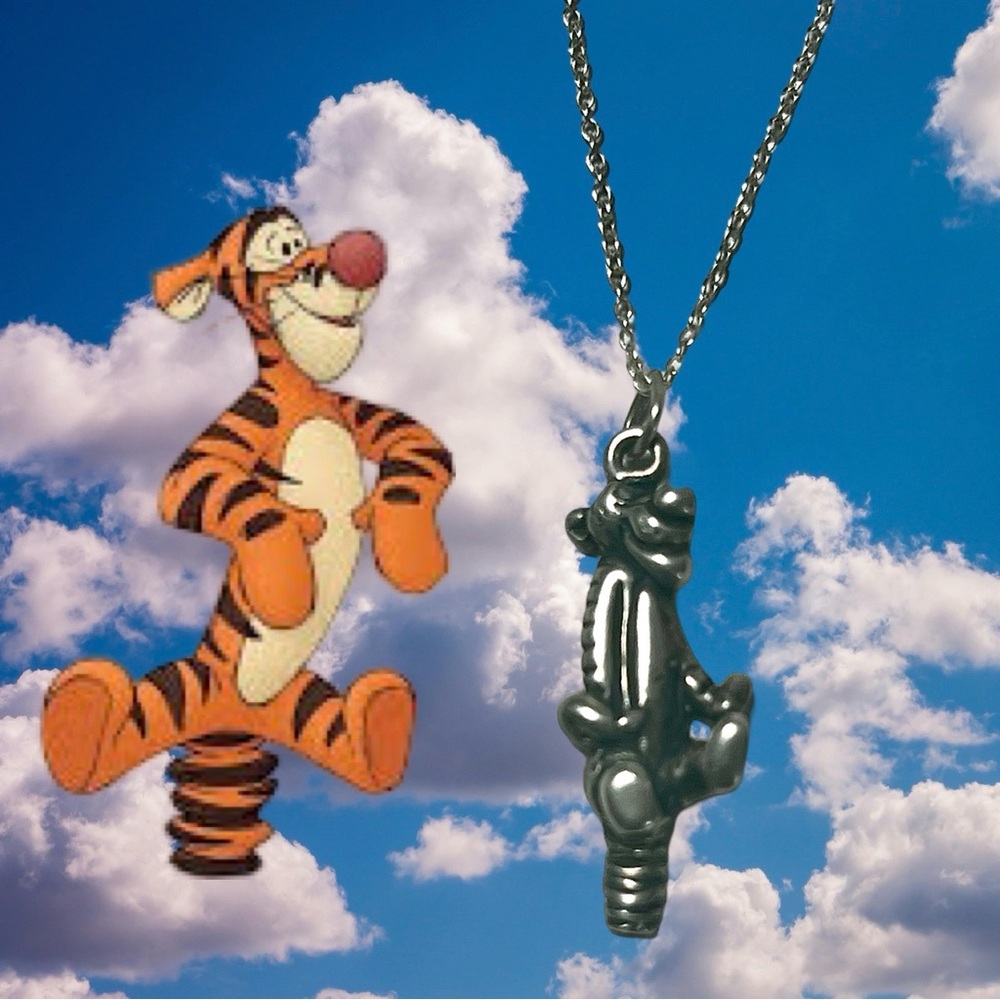 Sterling Silver Licensed Tigger Necklace 18”.
